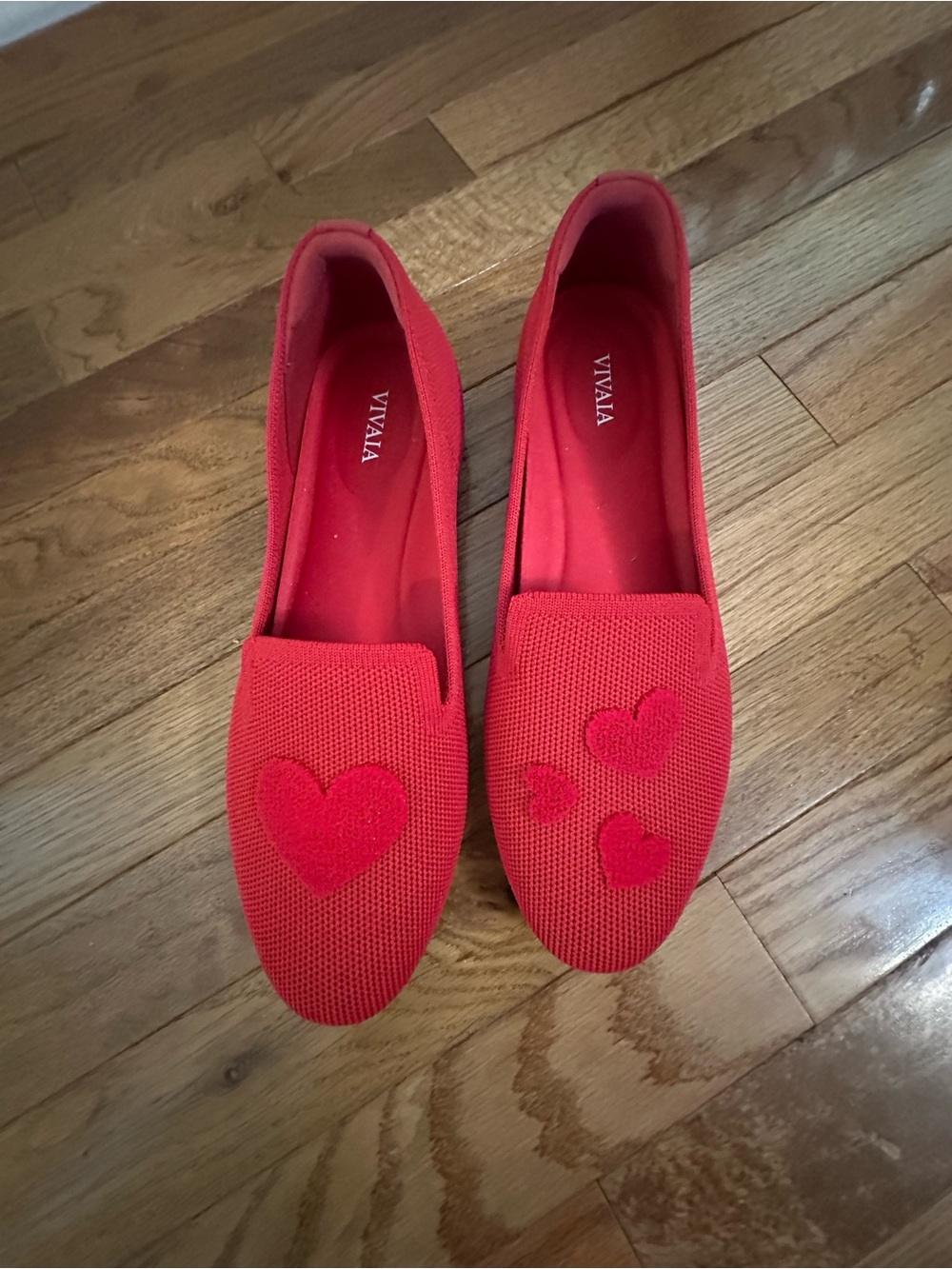 Vivaia Women's Red Heart Knit Slip-On Flats